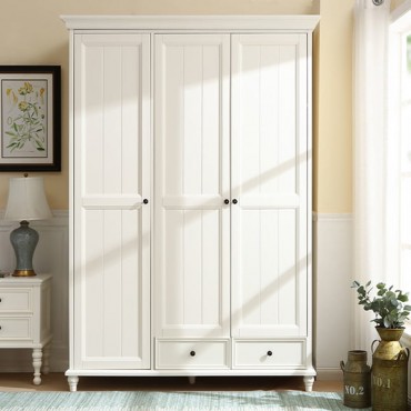 Tủ quần áo 3 cánh bằng gỗ tiện dụng TA-002